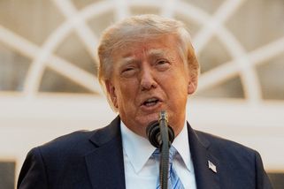 Trump chce omezit vývoz nafty z USA. Ceny jsou rekordní - Novinky
